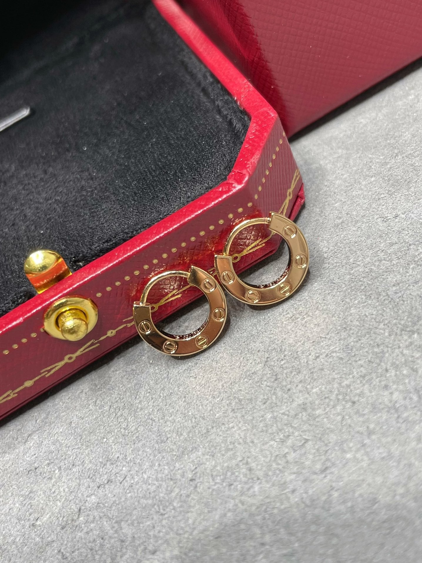 [Luxe Jewelry]LOVE MINI EARRINGS