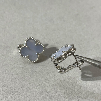 [Luxe Jewelry]CLOVER CHALCEDONY SILVER STUD EARRINGS