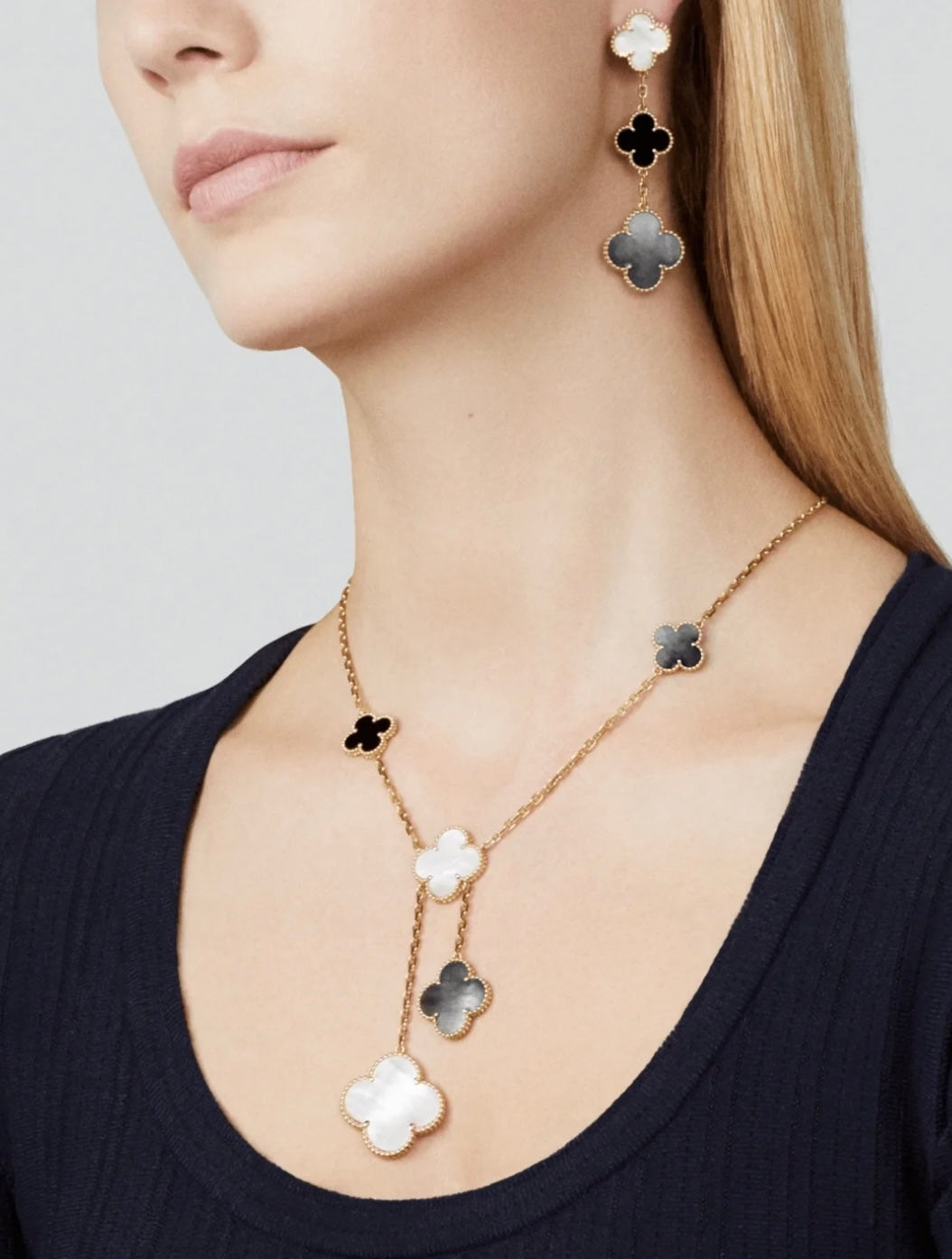 [Luxe Jewelry]CLOVER 3 MOTIF MOP ONYX DARK MOP PINK GOLD EARRINGS