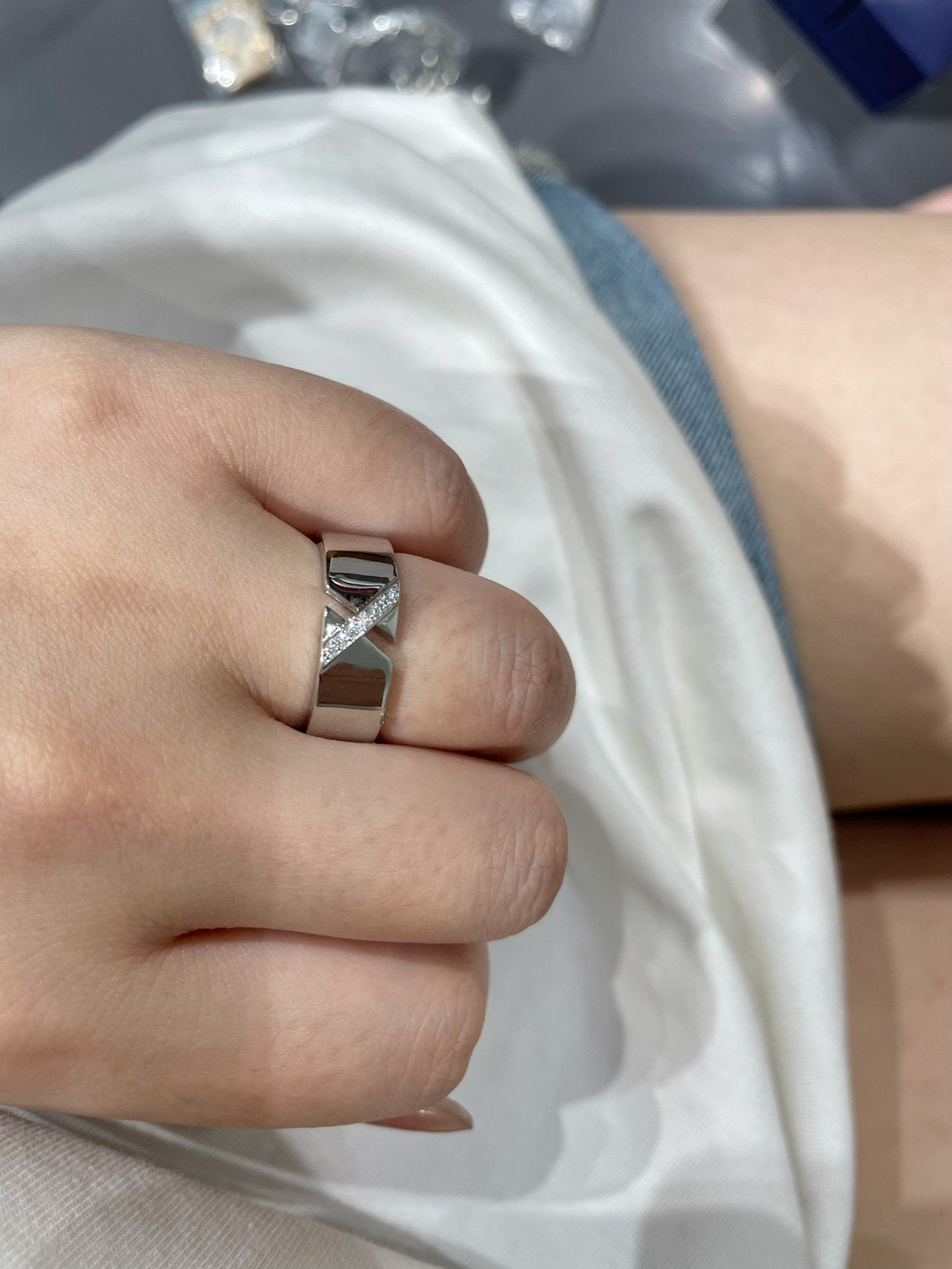 [Luxe Jewelry]LIENS EVIDENCE DIAOMOND RING