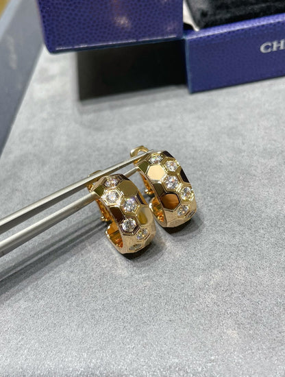[Luxe Jewelry]BEE LOVE DIAMOND HOOP EARRINGS