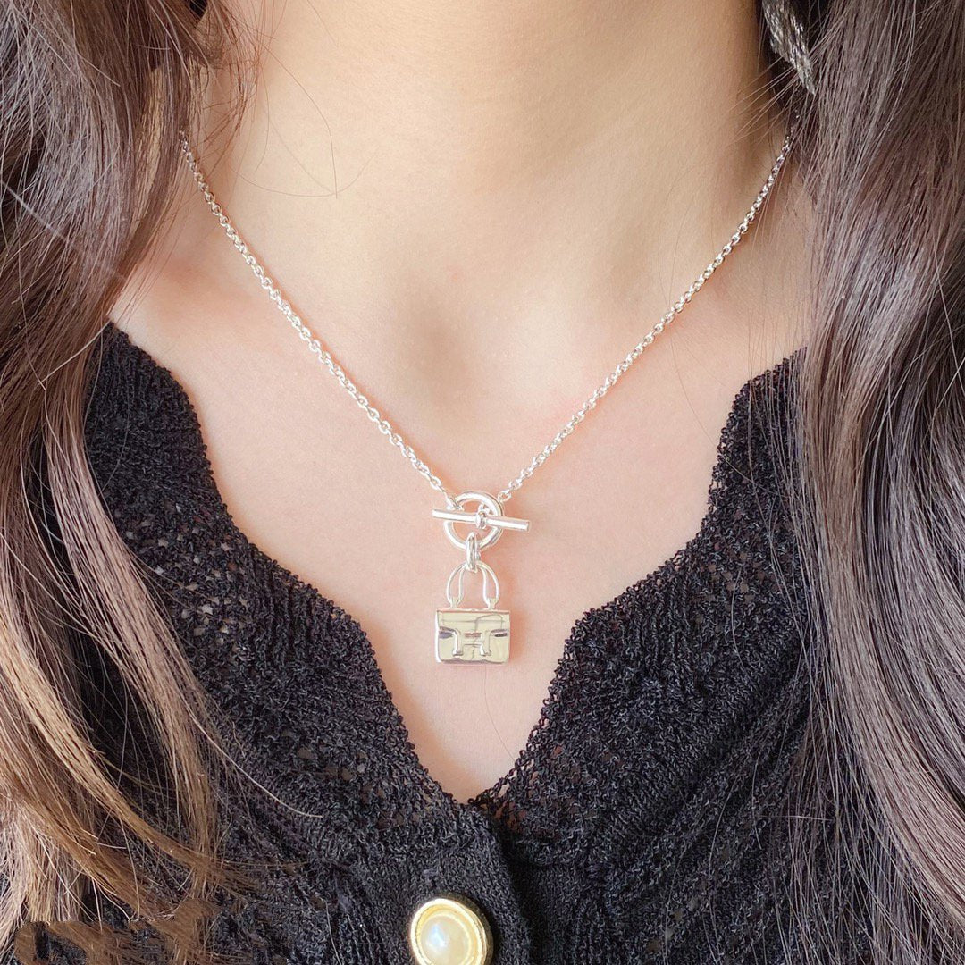 [Luxe Jewelry]CONSTANCE PEDANT SILVER NECKLACE
