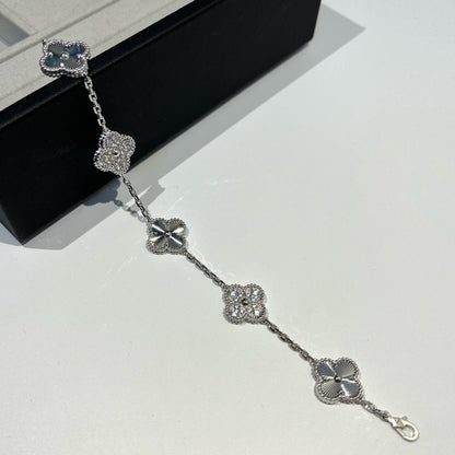 [Luxe Jewelry]CLOVER 5 MOTIF SILVER DIAMOND BRACELET
