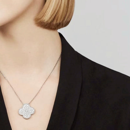 [Luxe Jewelry]CLOVER 25MM LARGE PENDANT DIAMOND PAVED SILVER NECKLACE
