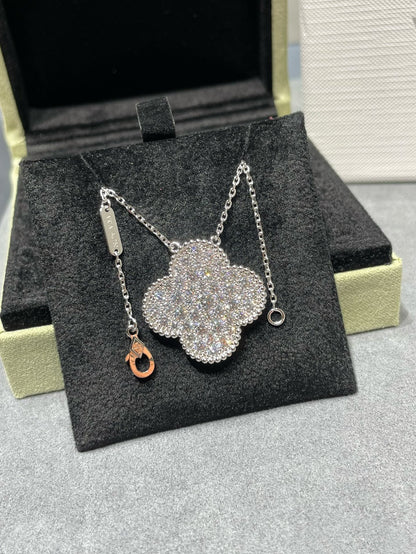 [Luxe Jewelry]CLOVER 25MM LARGE PENDANT DIAMOND PAVED SILVER NECKLACE