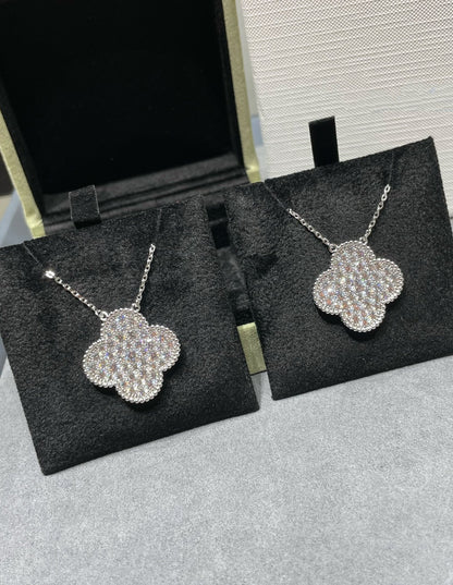 [Luxe Jewelry]CLOVER 25MM LARGE PENDANT DIAMOND PAVED SILVER NECKLACE