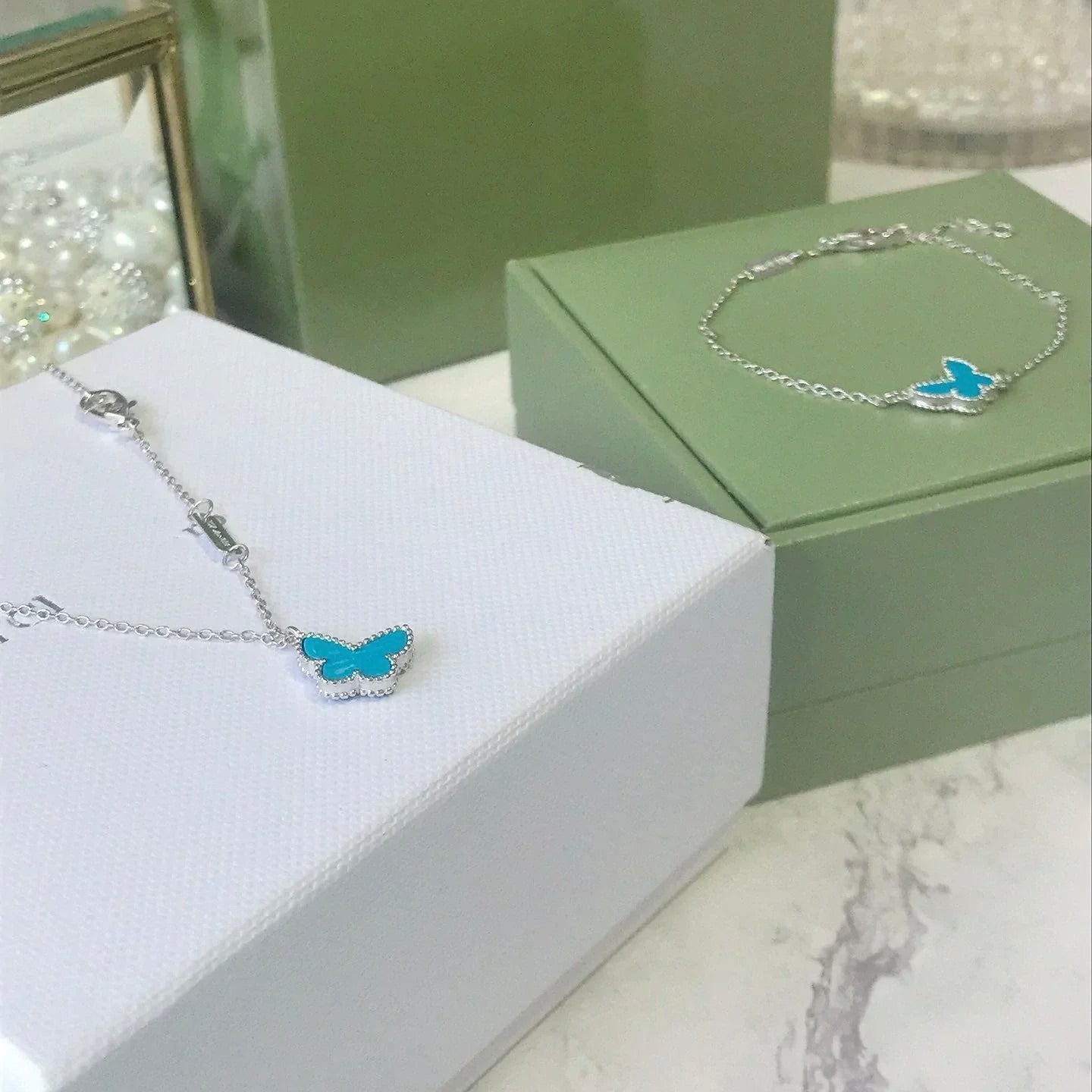[Luxe Jewelry]BUTTERFLY TURQUOISE BUTTERFLY BRACELET SILVER
