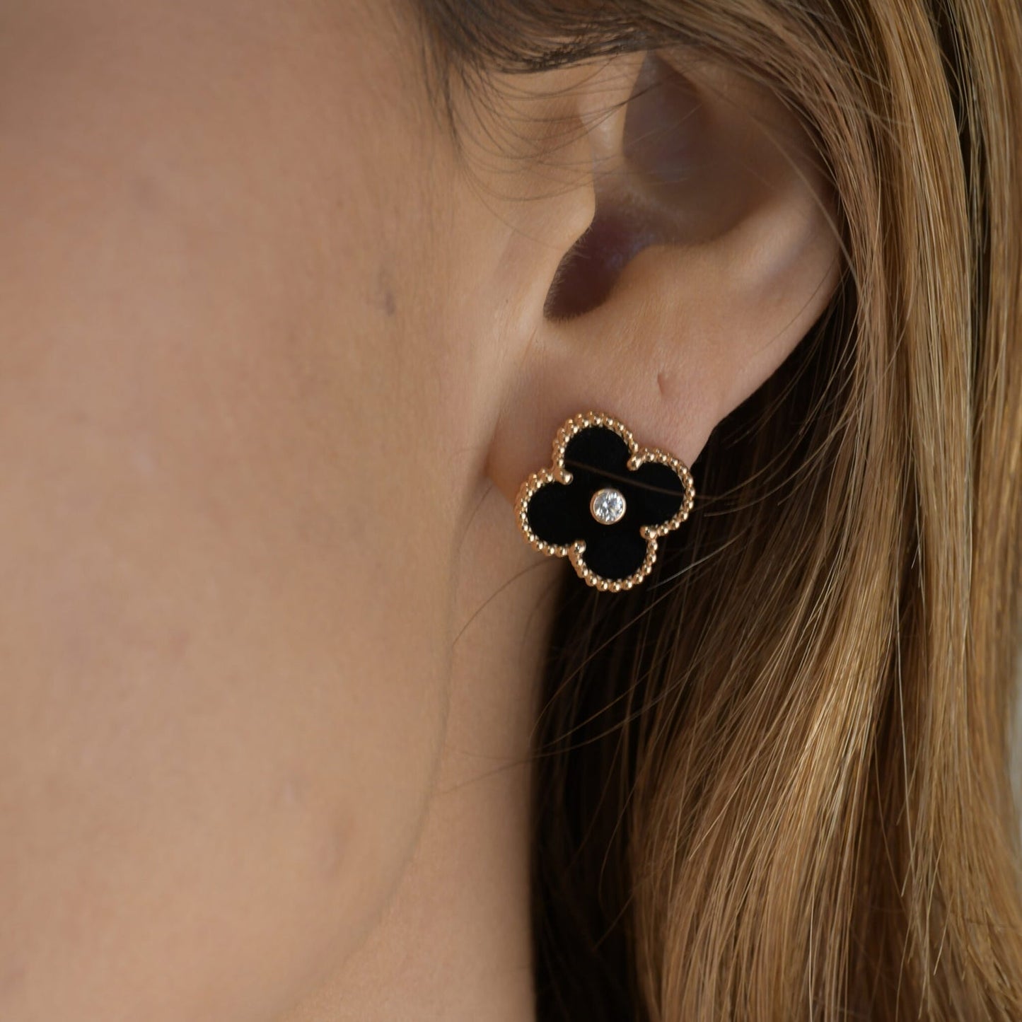 [Luxe Jewelry]CLOVER MEDIUM 1 MOTIFS ONYX DIAMOND EARRINGS