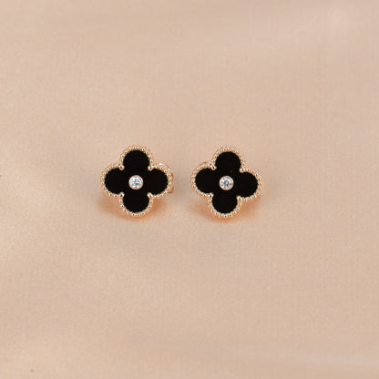[Luxe Jewelry]CLOVER MEDIUM 1 MOTIFS ONYX DIAMOND EARRINGS