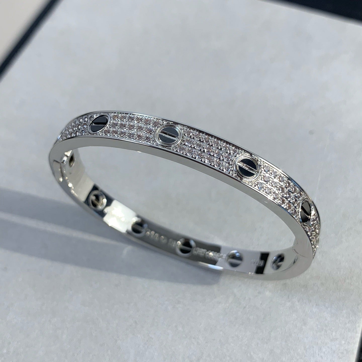 [Luxe Jewelry]LOVE BRACELET 6.1MM DIAMOND-PAVED CERAMIC