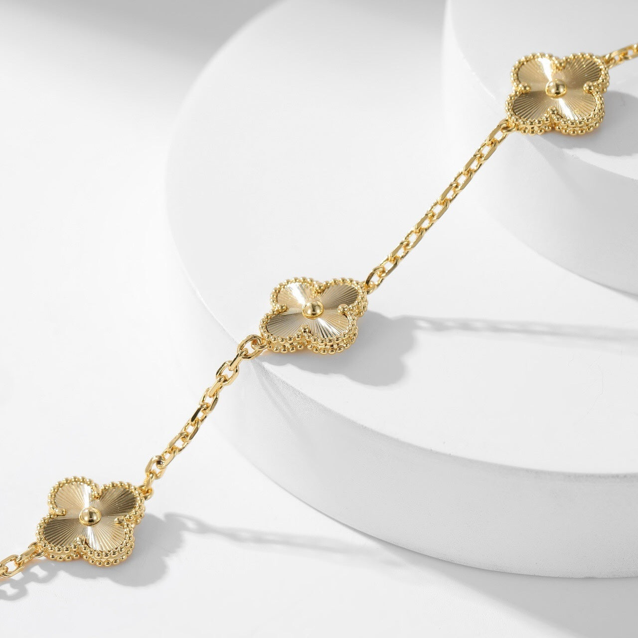 [Luxe Jewelry]CLOVERS THE 10-MOTIFS LASER NECKLACE