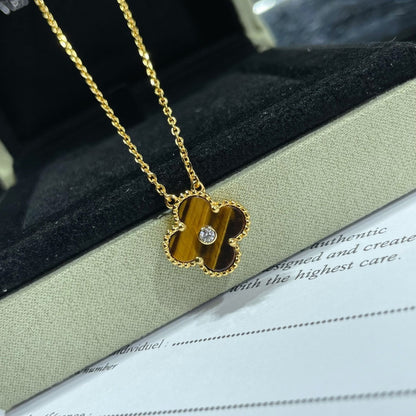 [Luxe Jewelry]CLOVER 15MM DIAMOND AND YELLOW TIGER'S EYE AGATE necklace