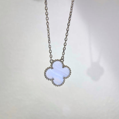 [Luxe Jewelry]CLOVER 15MM BLUE CHALCEDONY NECKLACE SILVER