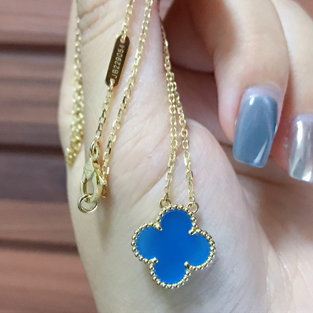 [Luxe Jewelry]CLOVER 15MM BLUE AGATE NECKLACE