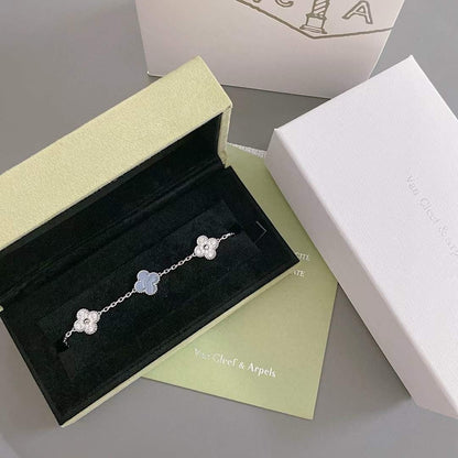 [Luxe Jewelry]CLOVER  5 MOTIF DIAMOND PURPLE CHALCEDONY BRACELET SILVER