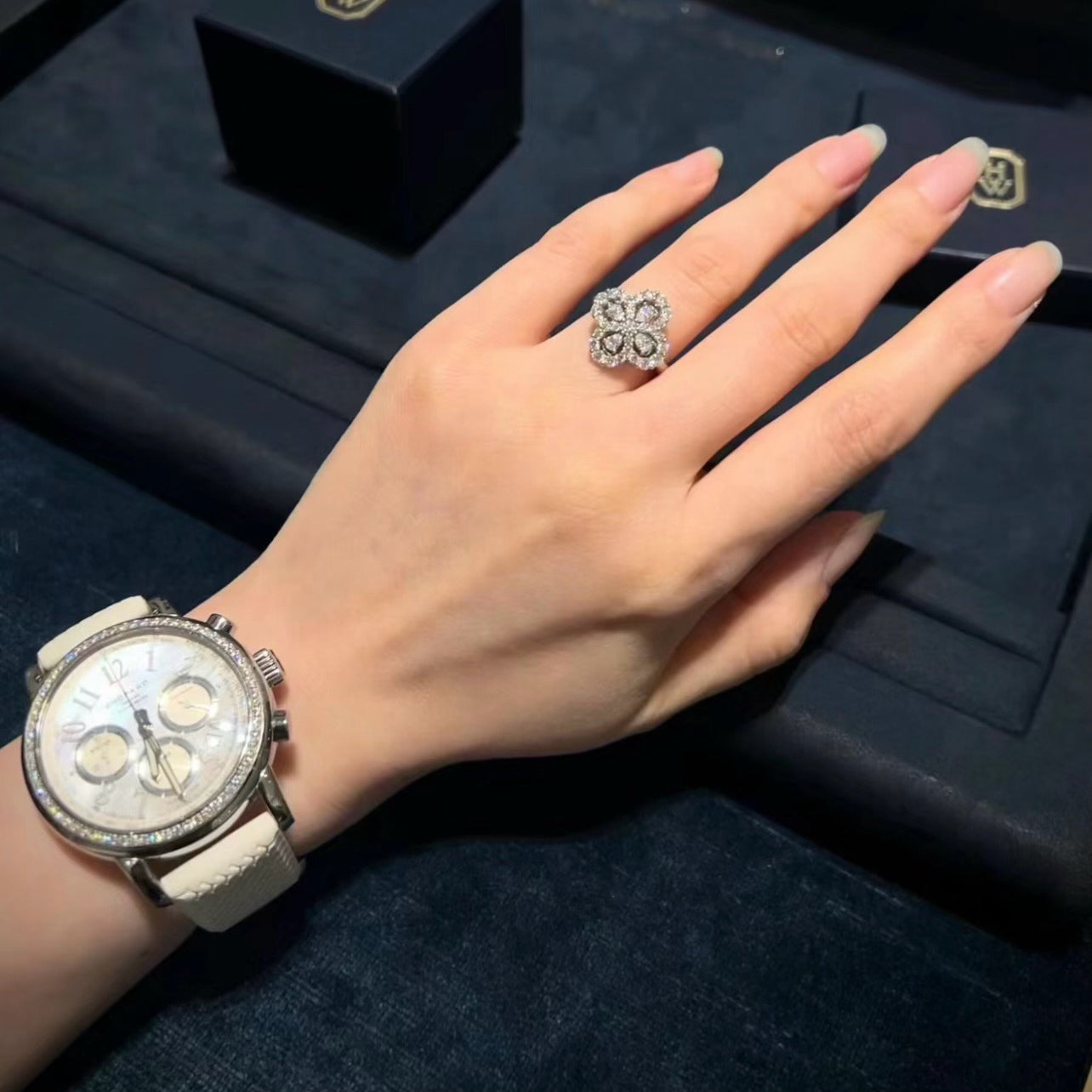 [Luxe Jewelry]LOOP RING FULL MOTIF DIAMOND 16MM SILVE