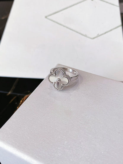 [Luxe Jewelry]CLOVER SILVER RING