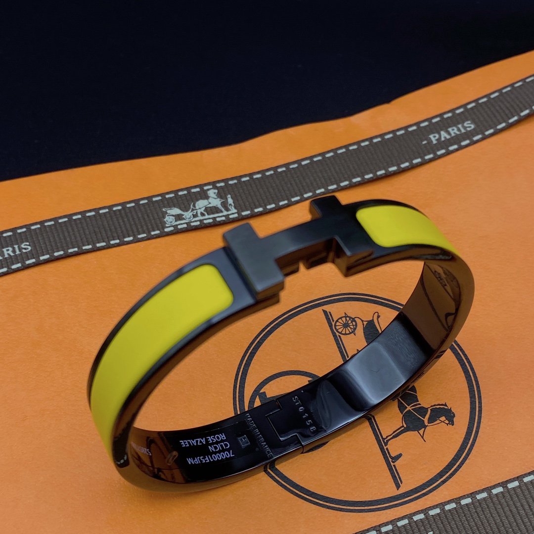 [Luxe Jewelry]CLIC HM SO BLACK YELLOW BRACELET