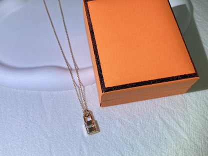 [Luxe Jewelry]HM ADVANCED NICHE LOCK HEAD NECKLACE DIAMONDS