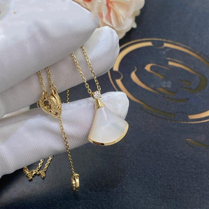 [Luxe Jewelry]DREAM NECKLACE WHITE MOP GOLD 1 DIAMOND