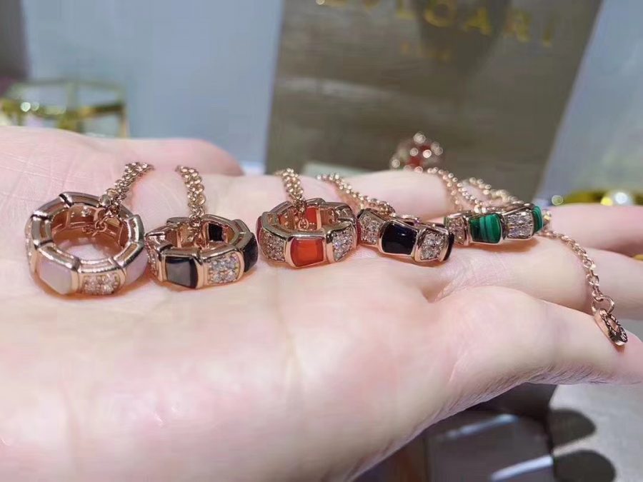 [Luxe Jewelry]SERPENTI PEDANT DIAMOND NECKLACE
