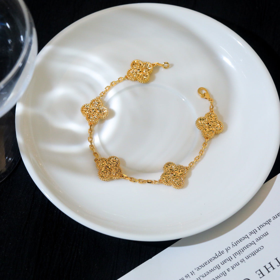 [Luxe Jewelry]CLOVER 5 MOTIFS BRONZING BRACELET