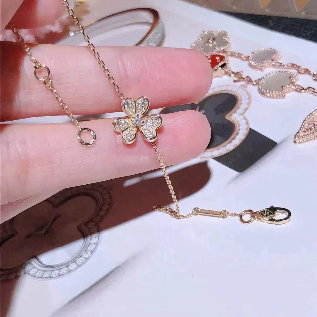 [Luxe Jewelry]FRIVOLE GOLD FLOWER DIAMOND BRACELET