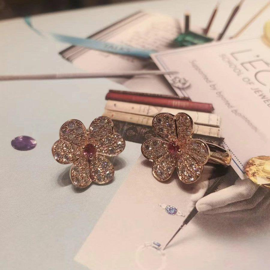 [Luxe Jewelry]FRIVOLE PINK GOLD FLOWER DIAMOND EARRINGS