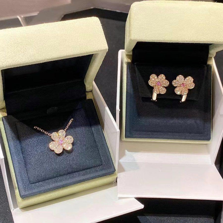 [Luxe Jewelry]FRIVOLE ROSE GOLD FLOWER DIAMOND NECKLACE