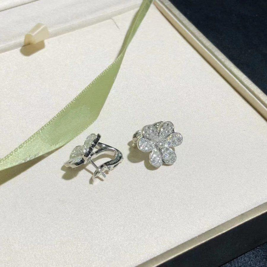 [Luxe Jewelry]FRIVOLE SILVER FLOWER DIAMOND EARRINGS