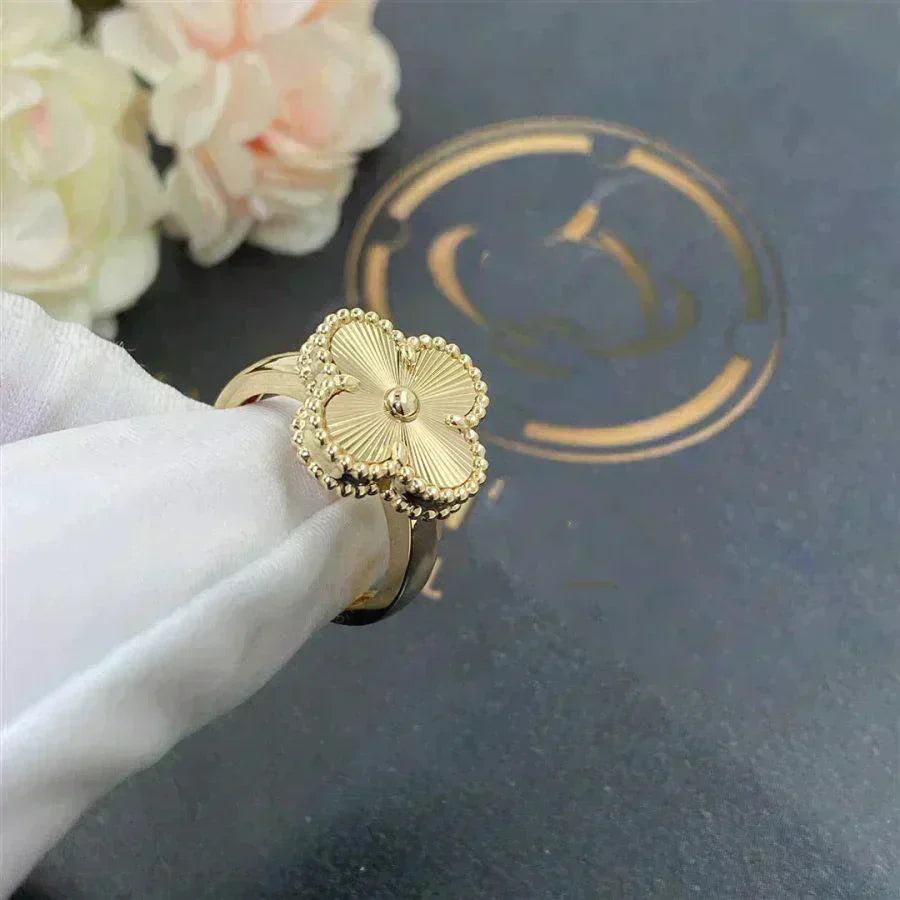 [Luxe Jewelry]CLOVER GOLD RING