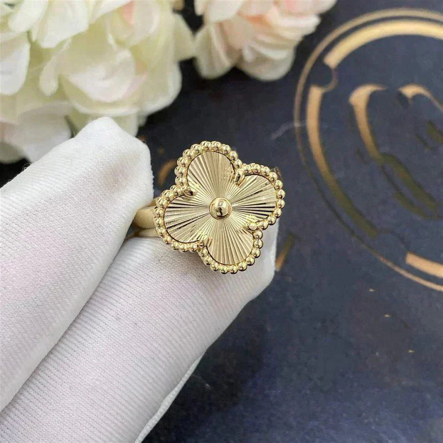 [Luxe Jewelry]CLOVER GOLD RING