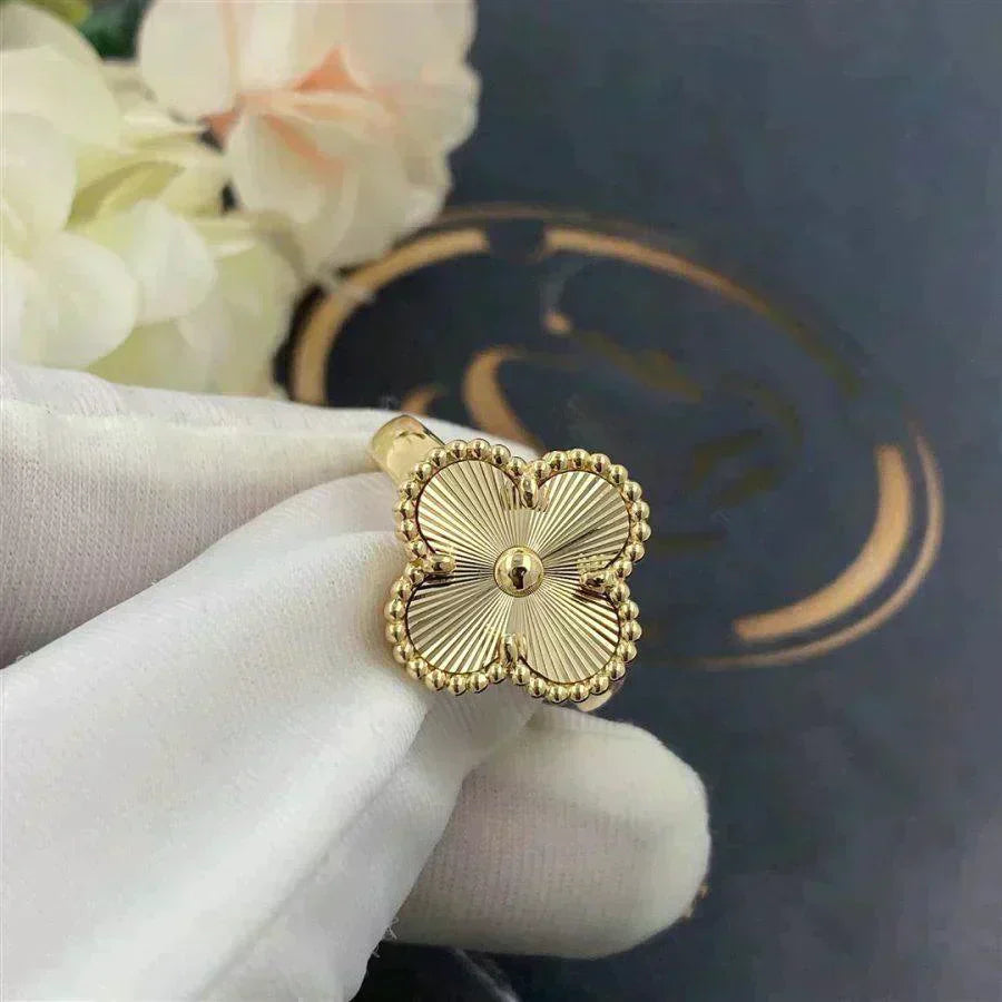 [Luxe Jewelry]CLOVER GOLD RING