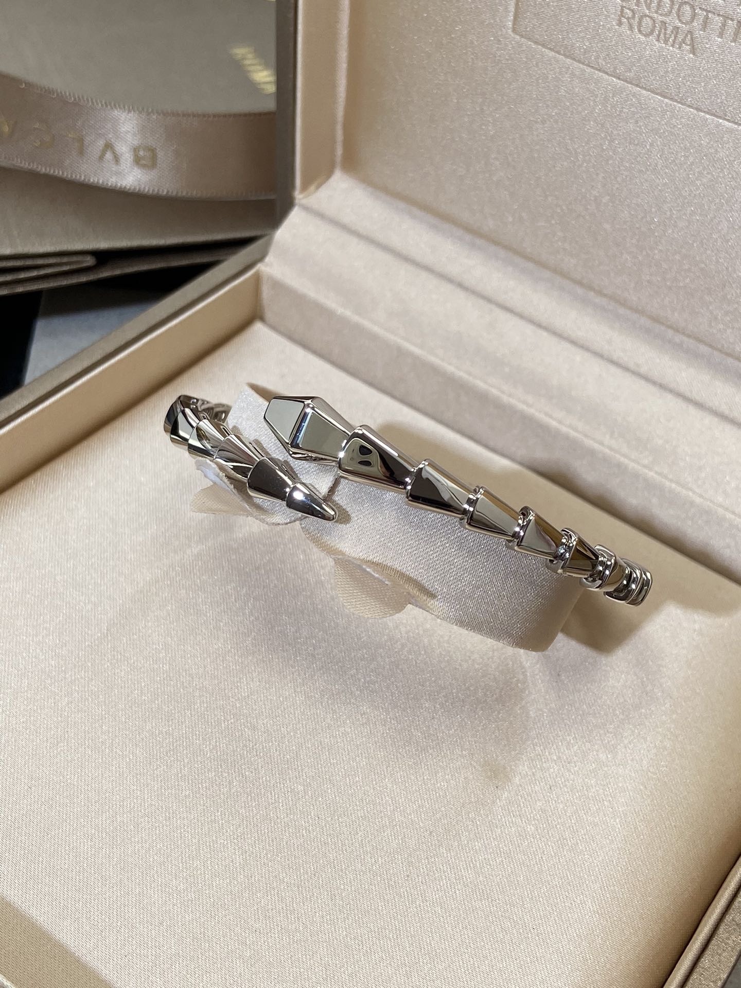[Luxe Jewelry]SERPENTI VIPER SILVER BRACELET