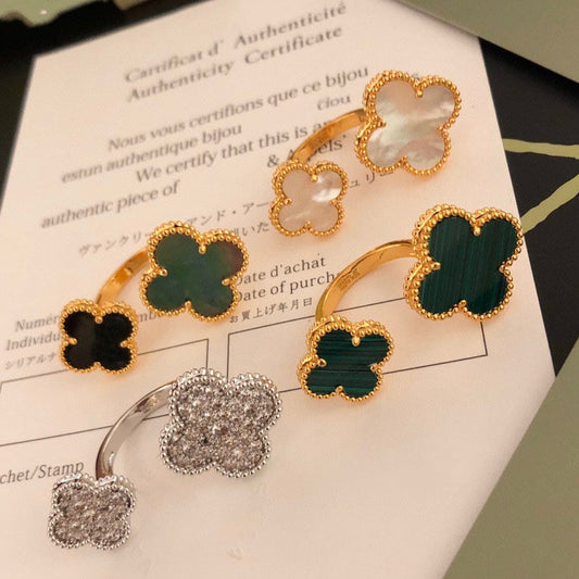 [Luxe Jewelry]CLOVER BETWEEN THE FINGER RING
