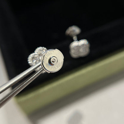 [Luxe Jewelry]CLOVER MINI DIAMOND STUD EARRINGS