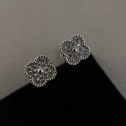 [Luxe Jewelry]CLOVER MINI DIAMOND STUD EARRINGS