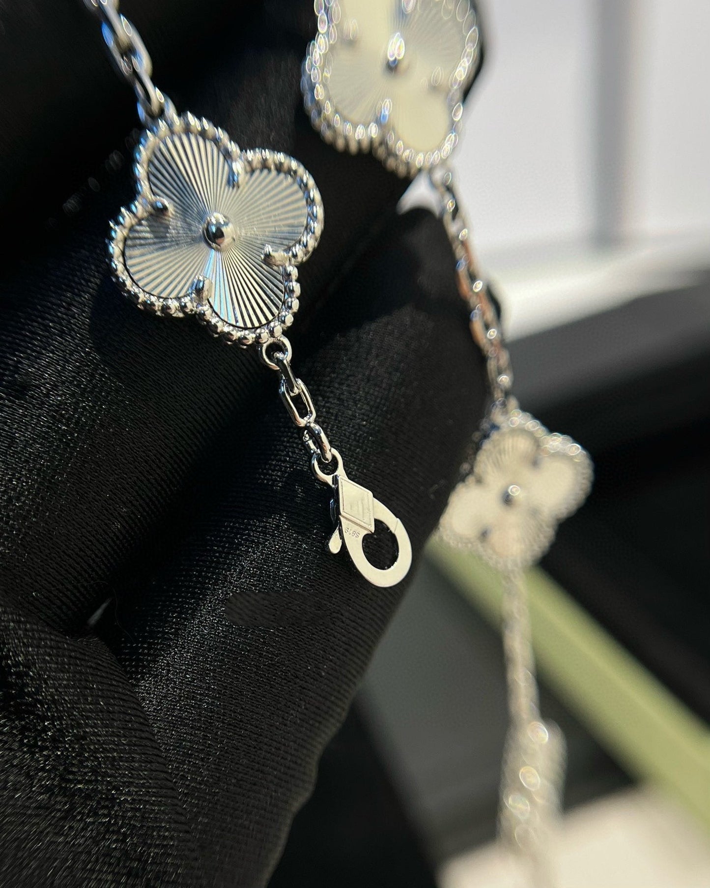 [Luxe Jewelry]CLOVER SILVER 5 MOTIFS BRACELET